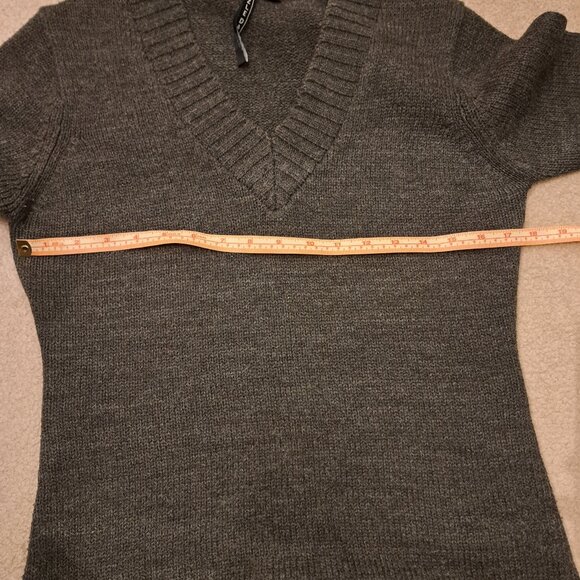 Razzle Dazzle long fitted sweater - Picture 2 of 6